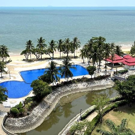 Sunshine Beach Condotel By Lux Na Chom Thian Exterior photo